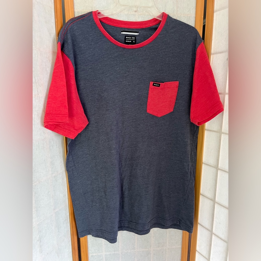 🔥 SALE! RVCA Men’s T-Shirt